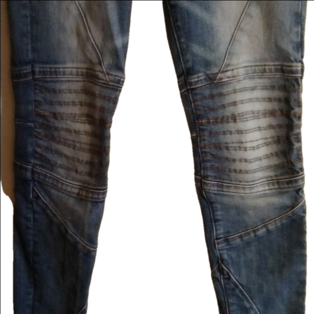 True Religion Halle mid rise super skinny Moto jeans. Size 27. - Picture 3 of 15